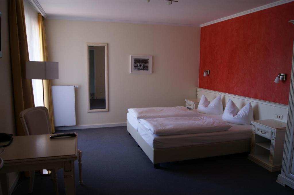 Hotel Pension Bellevue Bad Doberan Bilik gambar