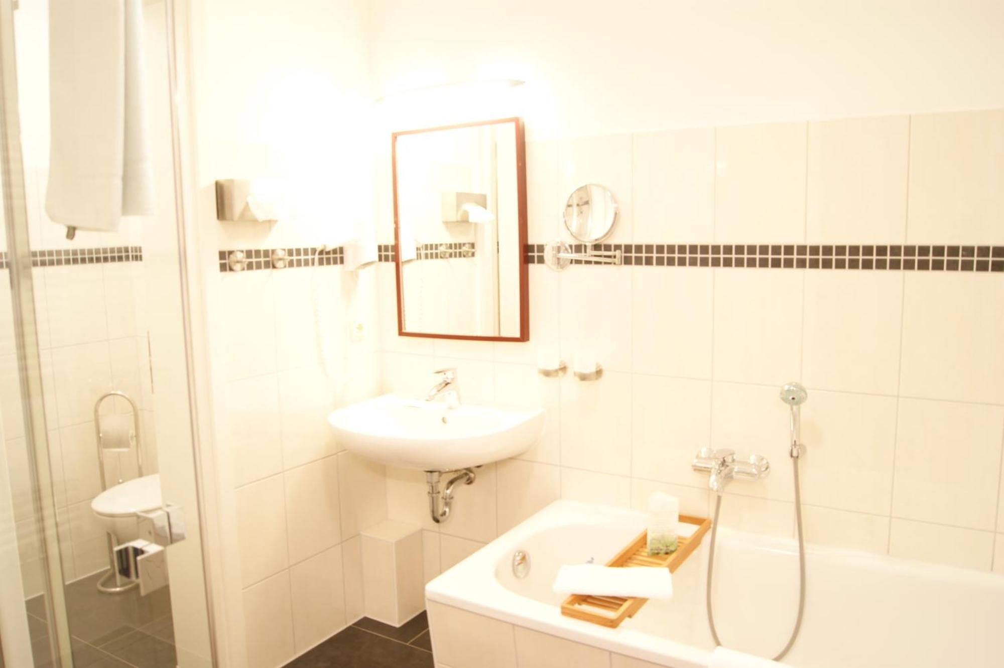 Hotel Pension Bellevue Bad Doberan Luaran gambar