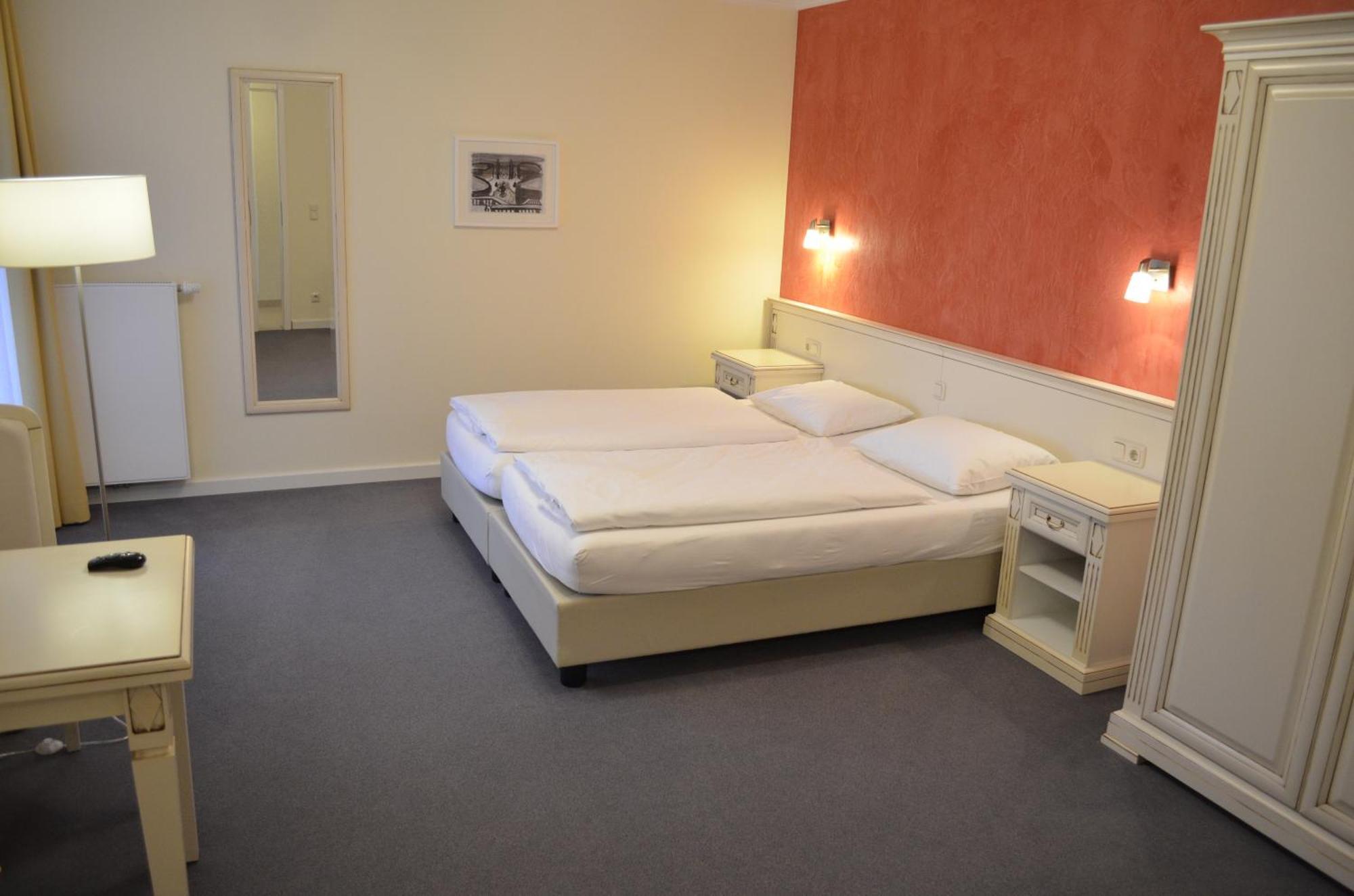 Hotel Pension Bellevue Bad Doberan Bilik gambar