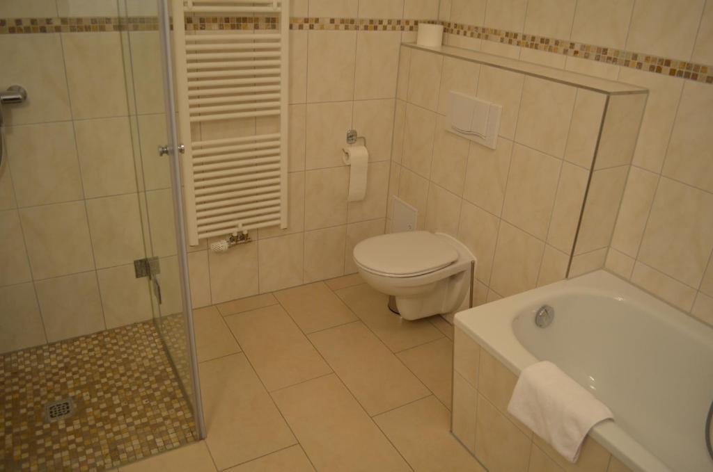 Hotel Pension Bellevue Bad Doberan Bilik gambar
