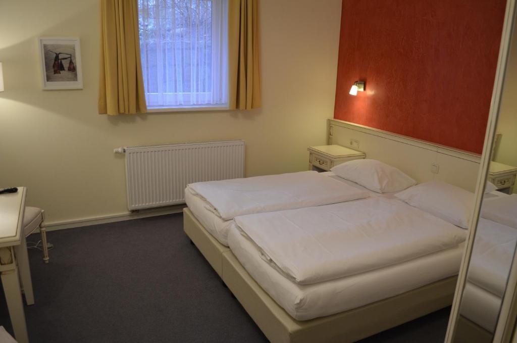 Hotel Pension Bellevue Bad Doberan Bilik gambar